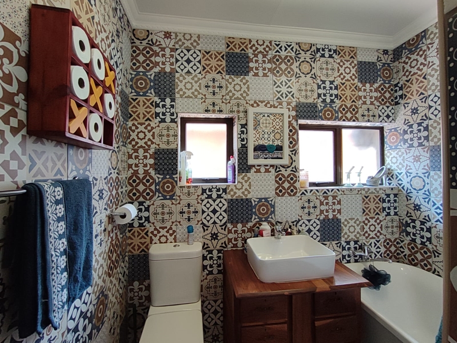 5 Bedroom Property for Sale in Stilfontein Ext 4 North West